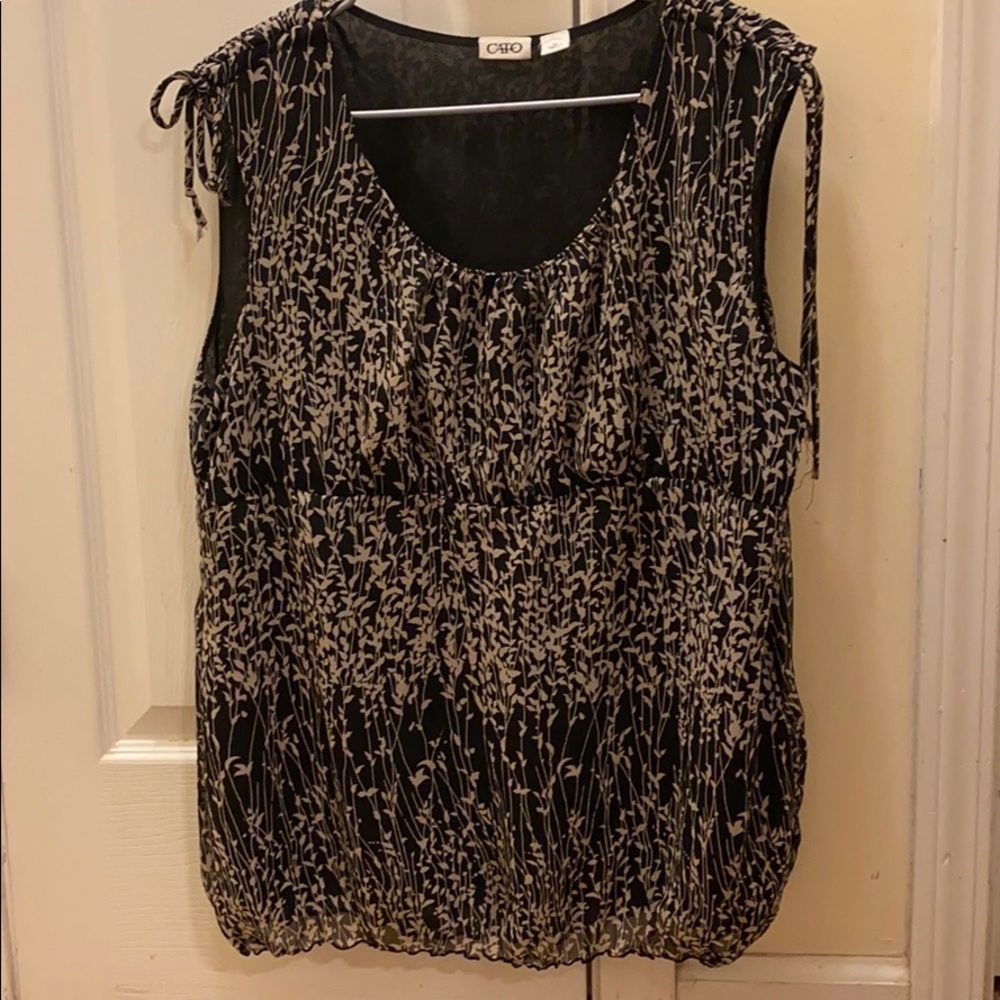 Black and Tan Cato top